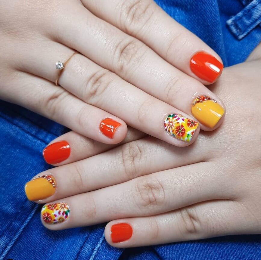 unhas decoradas laranja